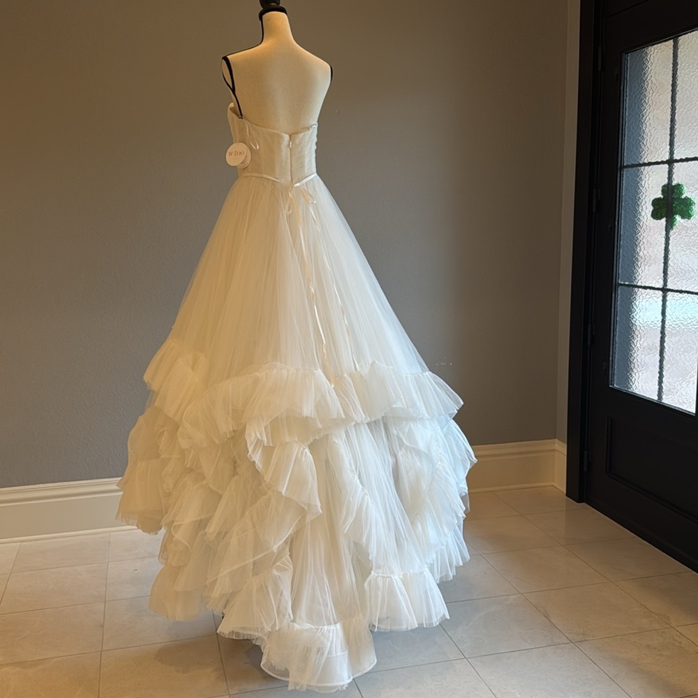 Simple Strapless Wedding Dress